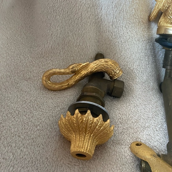 This is an original 70s bougie faucet. A symbol of class and money. - Picture 3 of 5